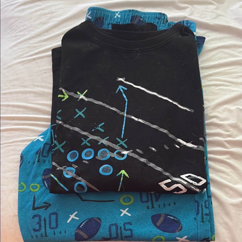 Boys Football Theme PJs. Size 12/14 Large - Picture 1 of 11